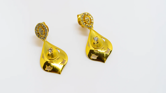 Elegant Gold-Plated 925 Silver Necklace with Micro Stones – Bridal & Party Wear