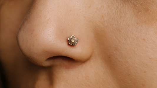 Floral Bloom Nose Pin