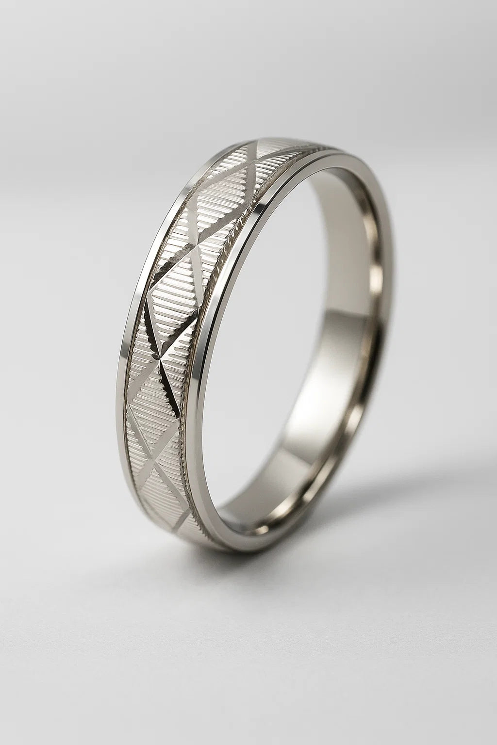 Men’s Diamond-Cut Silver Band Ring