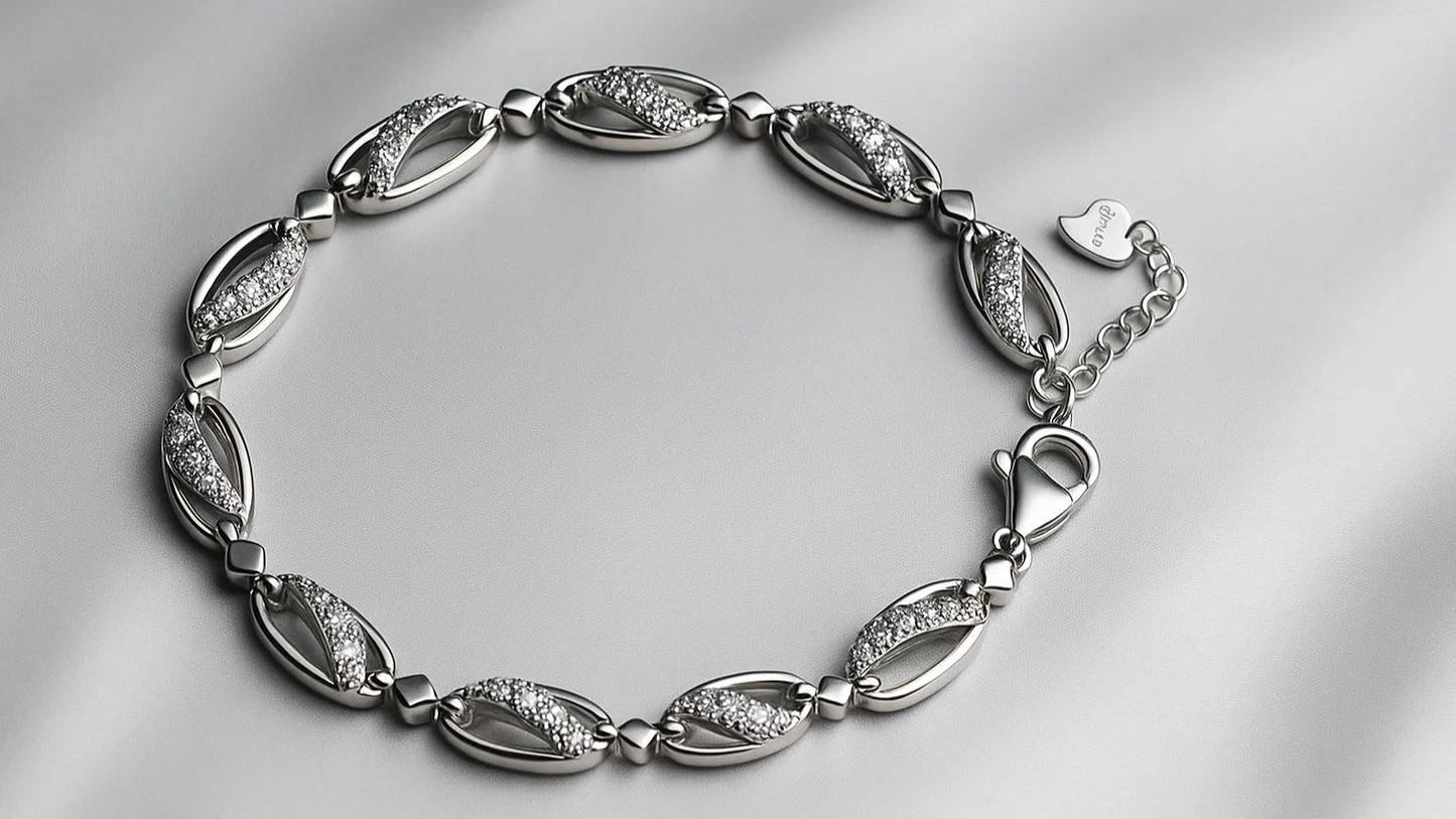 925 Sterling Silver Oval Link Bracelet with Diamond Accents