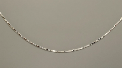 Sleek Bar Link Silver Chain