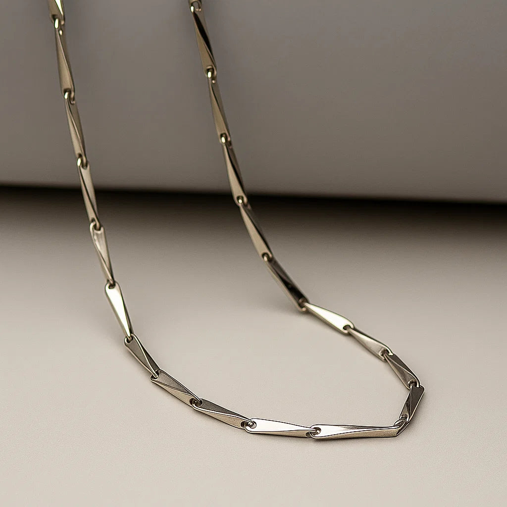 Sleek Bar Link Silver Chain
