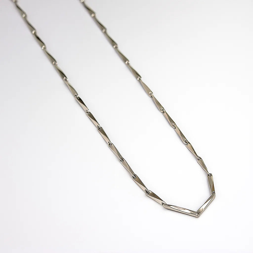 Sleek Bar Link Silver Chain