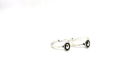 Antique Silver Adjustable Toe Ring – Traditional Tribal Design