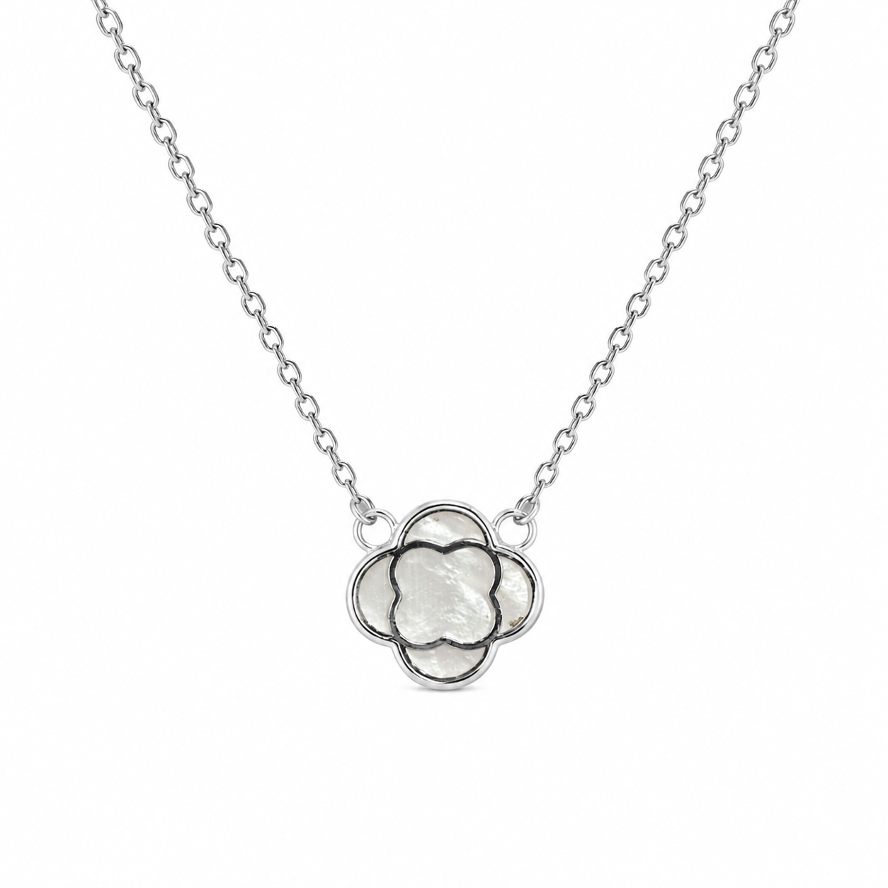 Eterna Clover Pearl Pendant Necklace