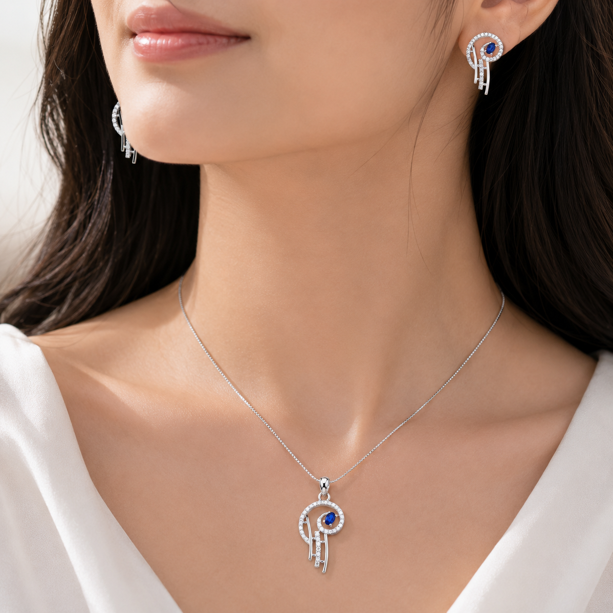 Azure Royale 925 Sterling Silver Pendant Set