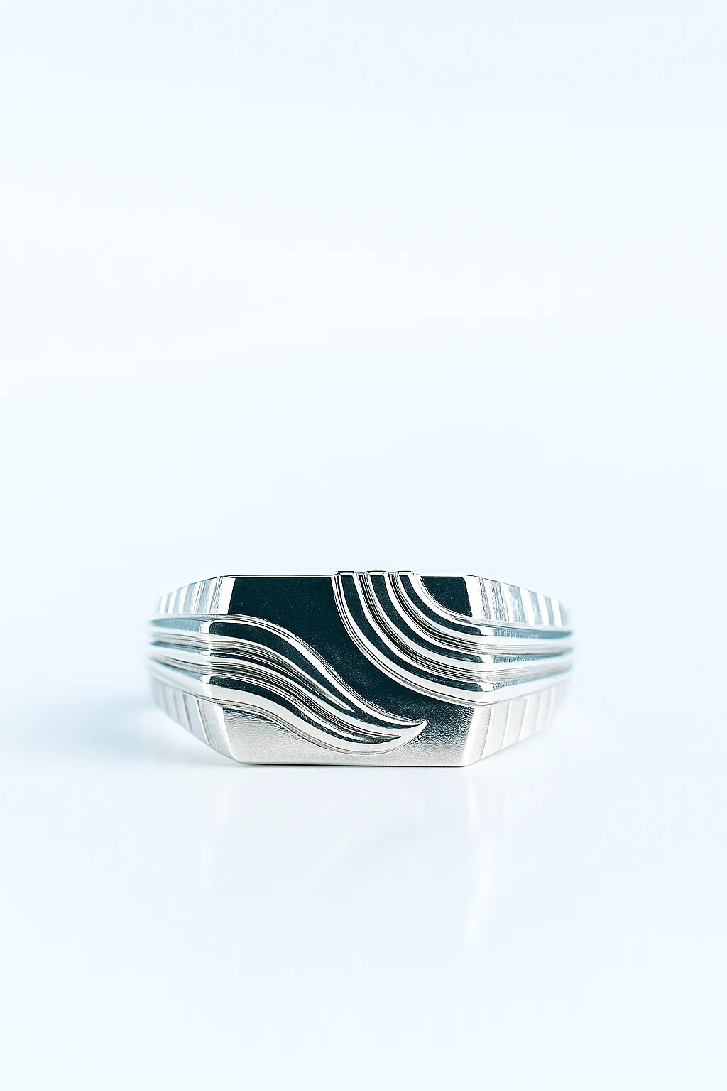 925 Sterling Silver Men's Statement Ring – Wave Engraved Design