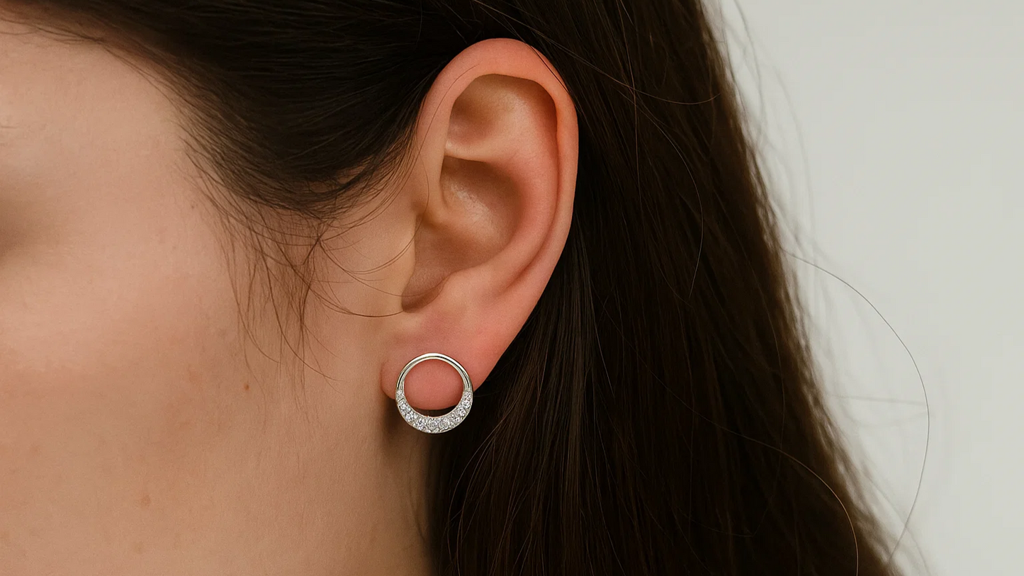 Glam Circle 925 Silver Studs