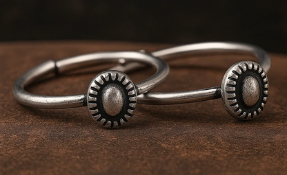 Antique Silver Adjustable Toe Ring – Traditional Tribal Design