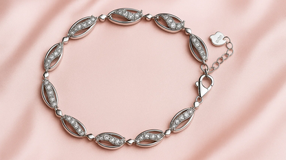 925 Sterling Silver Oval Link Bracelet with Diamond Accents