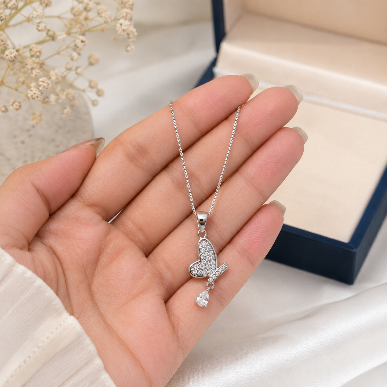 Flutter Heart Drop Pendant Set Necklace