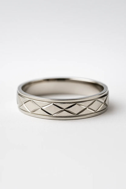 Men’s Diamond-Cut Silver Band Ring